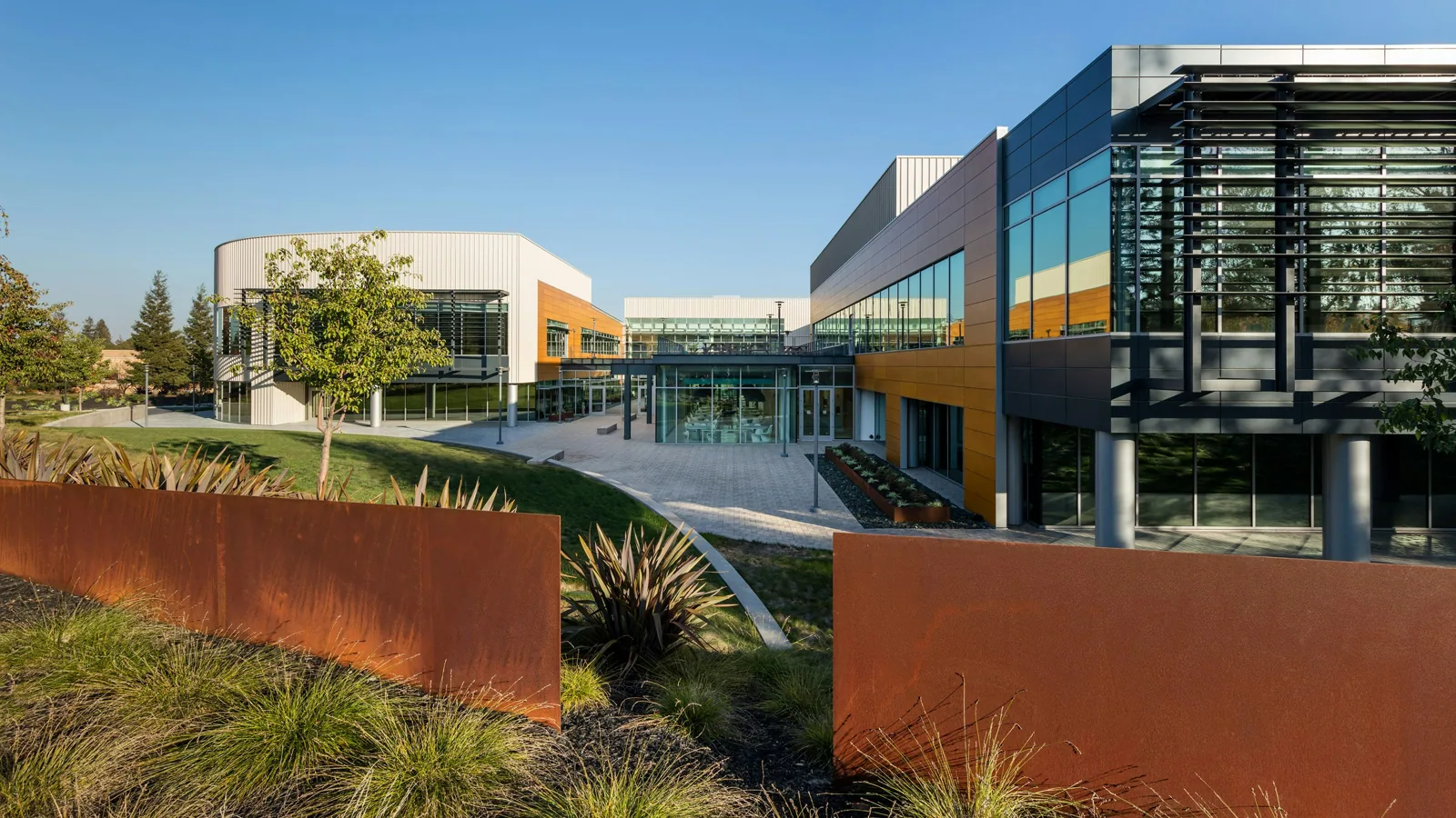 Stanford Research Park Roof Work With Defined Trade Interfaces